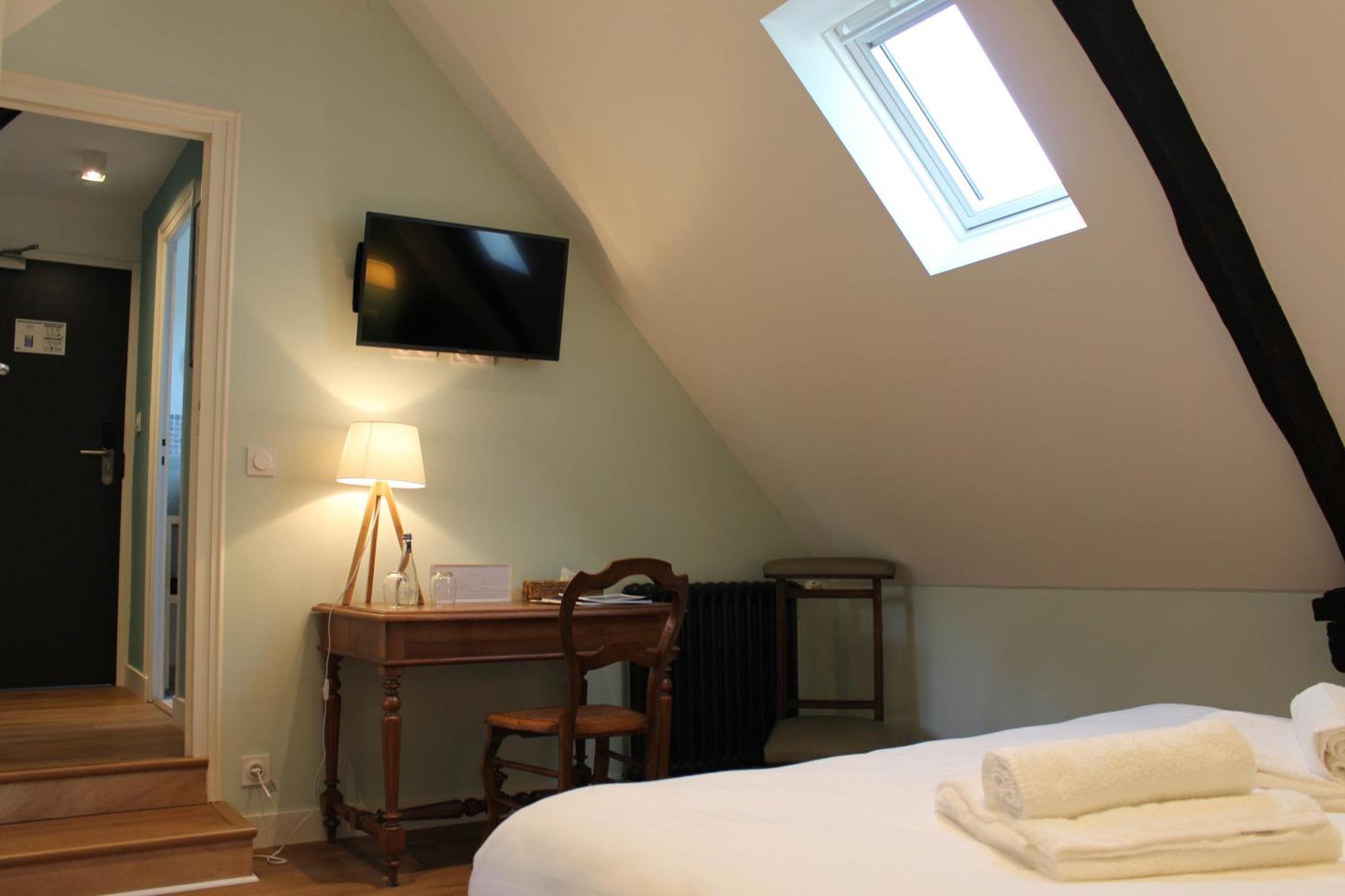 Manoir Du Moustoir - Hotel Les Empreintes Saint-Evarzec Экстерьер фото