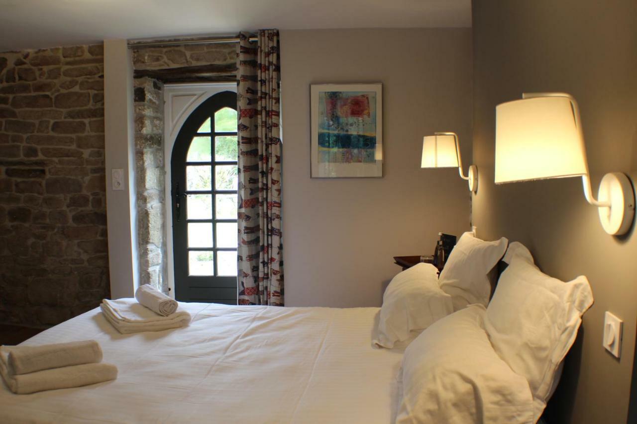Manoir Du Moustoir - Hotel Les Empreintes Saint-Evarzec Экстерьер фото